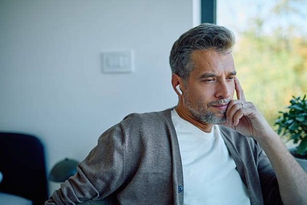 Best Translation Earbuds 2026 for Real Time Translation